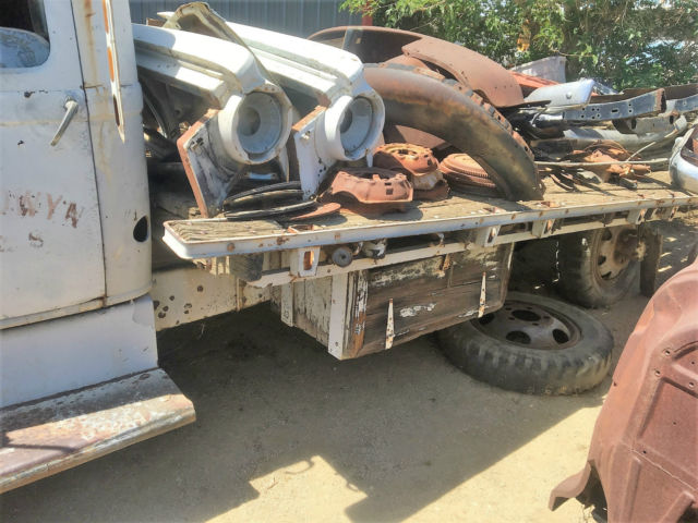 1937 Dodge 2 Ton flatbed - photo 5