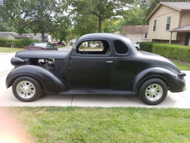 1937 DODGE D5 BUSINESS COUPE 1937 Dodge D5 BUSINESS COUPE 2 DOOR