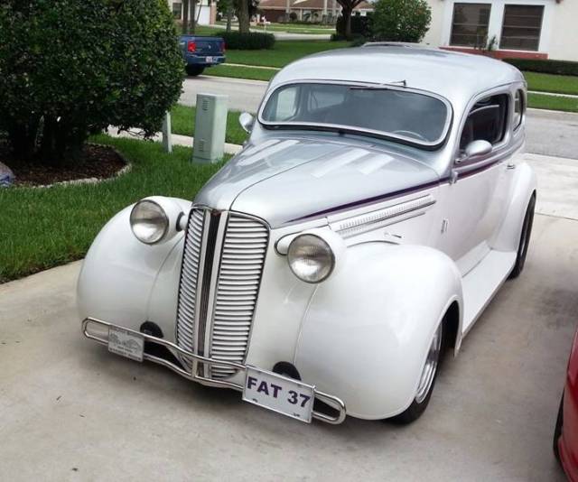 1937 DODGE Touring sedan 1937 Dodge Touring sedan Touring sedan