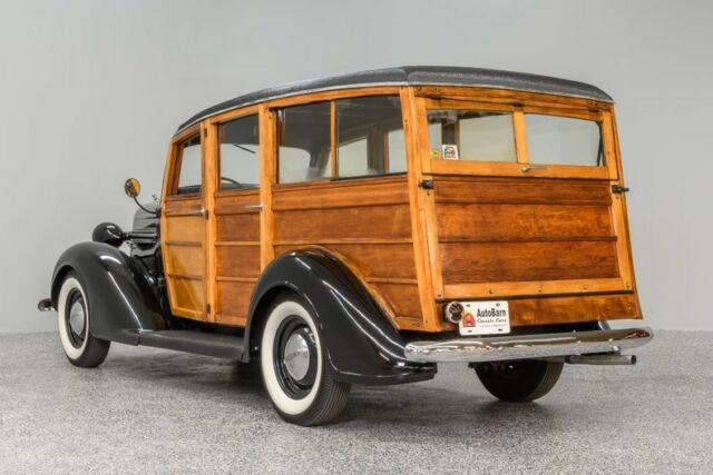 1937 Dodge Westchester Suburban Woodie Wagon - photo 4