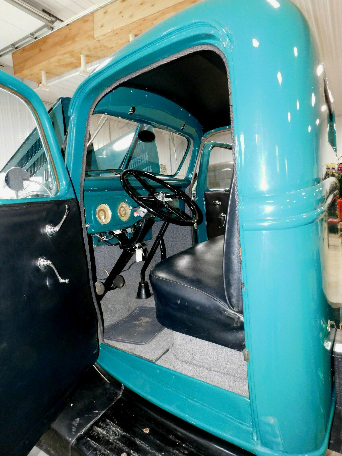 1937 Ford 1 1/2 Ton Farm Truck - photo 12