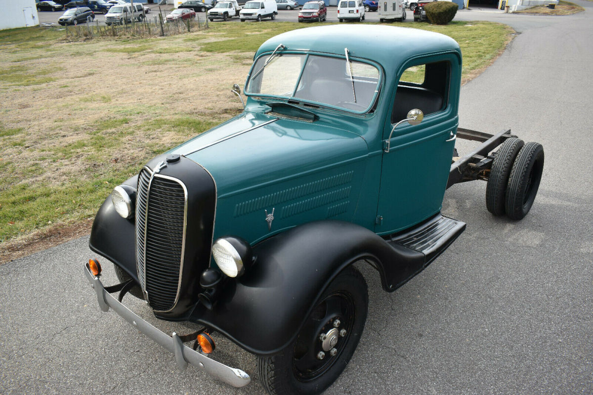 1937 Ford 1 1/2 Ton Farm Truck - photo 6