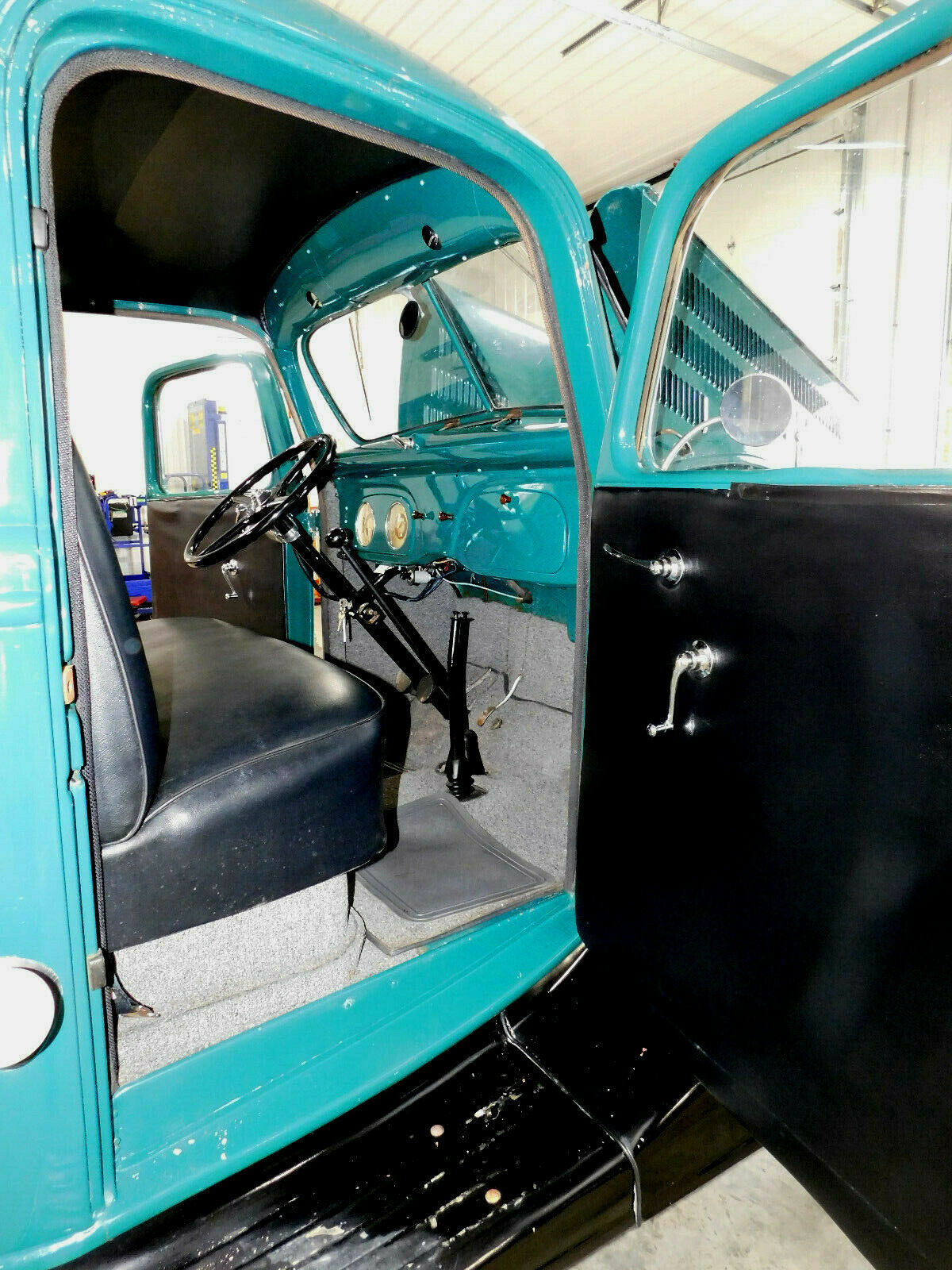 1937 Ford 1 1/2 Ton Farm Truck - photo 8