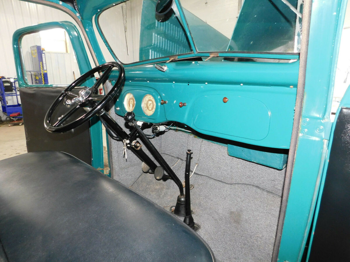 1937 Ford 1 1/2 Ton Farm Truck - photo 9