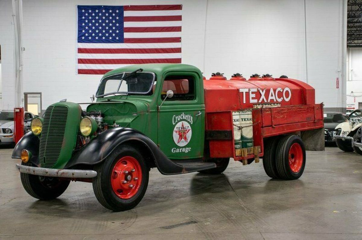 1937 Ford 1 1/2 Ton Fuel Tanker 557 Miles Green 239ci Flathead V8 Manual 1937 Ford 1 1/2 Ton Fuel Tanker