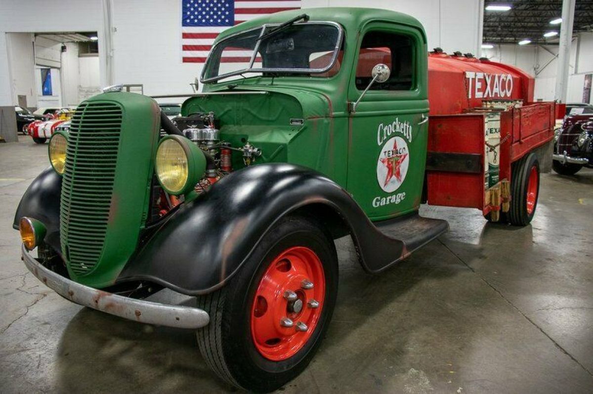 1937 Ford 1 1/2 Ton Fuel Tanker - photo 12