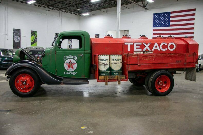 1937 Ford 1 1/2 Ton Fuel Tanker - photo 2