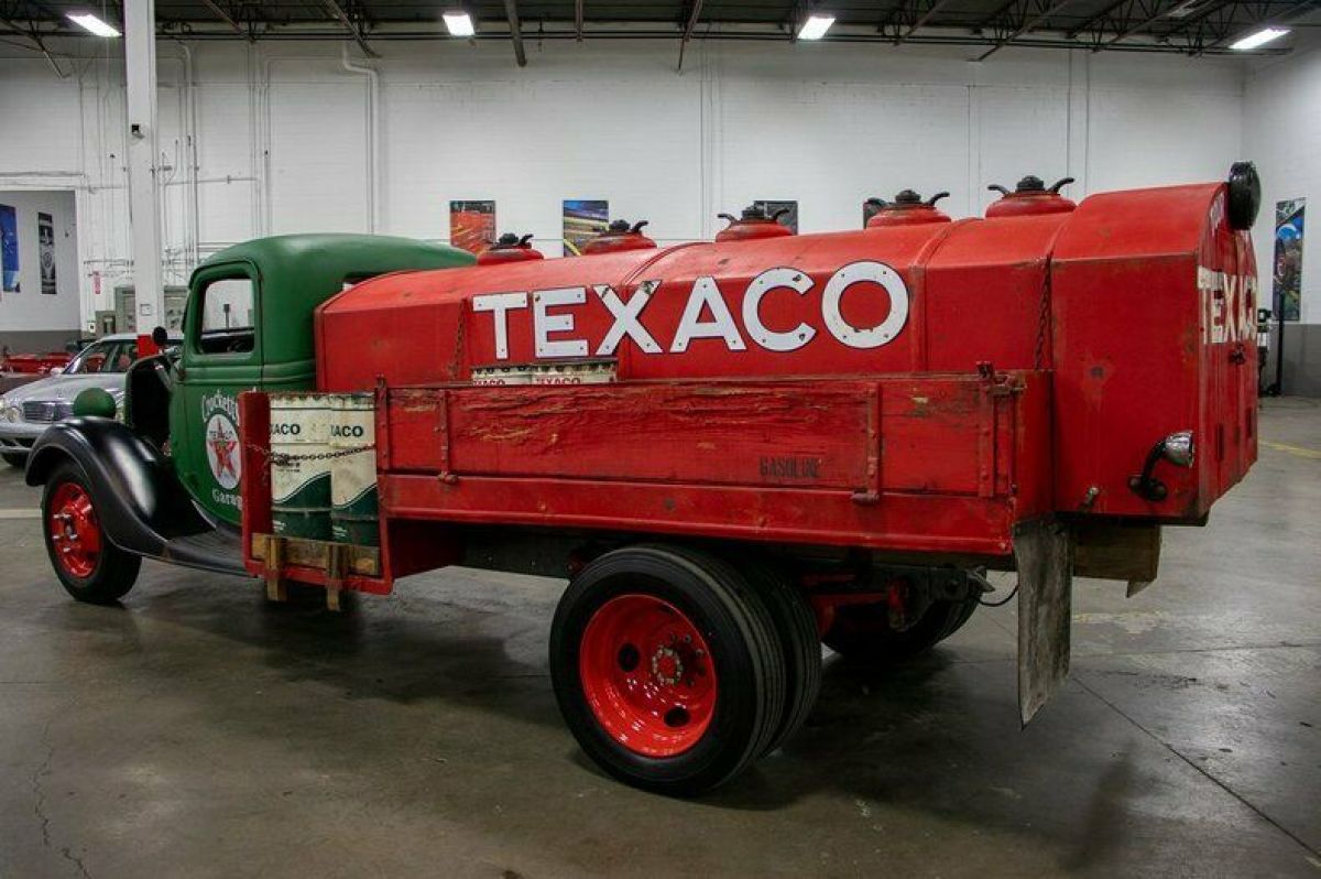 1937 Ford 1 1/2 Ton Fuel Tanker - photo 3