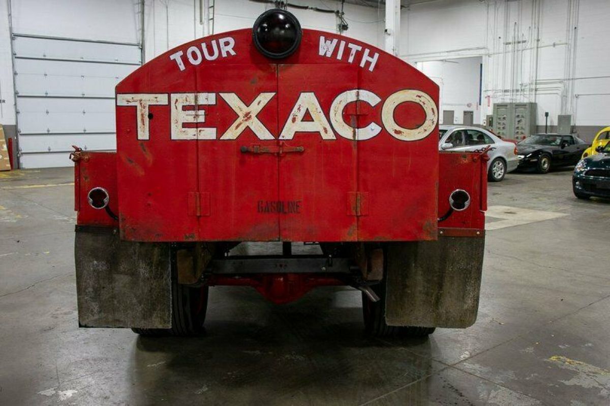 1937 Ford 1 1/2 Ton Fuel Tanker - photo 4