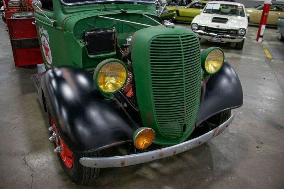 1937 Ford 1 1/2 Ton Fuel Tanker - photo 9