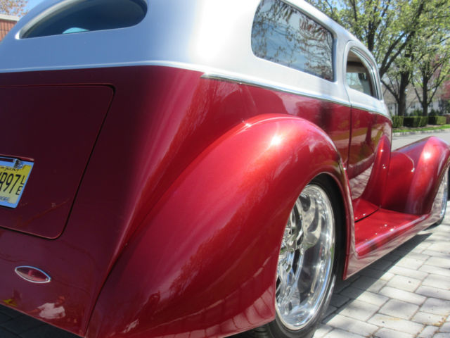 1937 Ford 1937 FORD 2 DOOR SEDAN STREET ROD/ SHOW CAR - photo 13