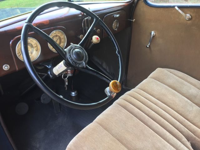 1937 Ford Tudor 2 Door - photo 4
