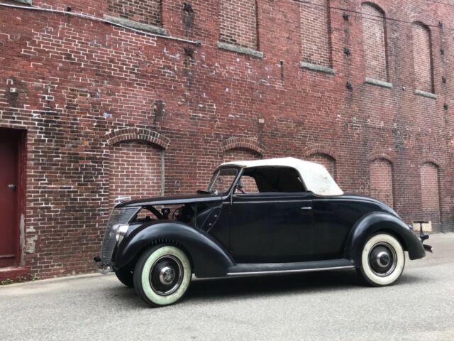 1937 Ford Cabriolet -No Reserve - photo 7