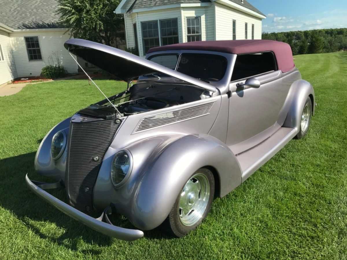1937 Ford Cabriolet Custom StreetRod, Removable Top, Fuel Injected, Automatic 1937 Ford Cabriolet GT Cabriolet