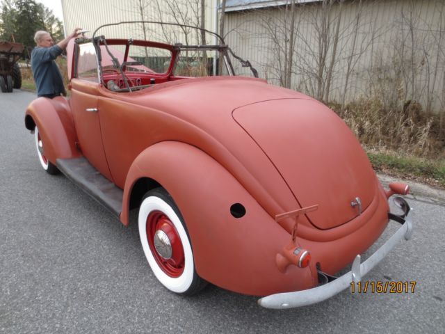 1937 Ford Cabriolet Deluxe - photo 6
