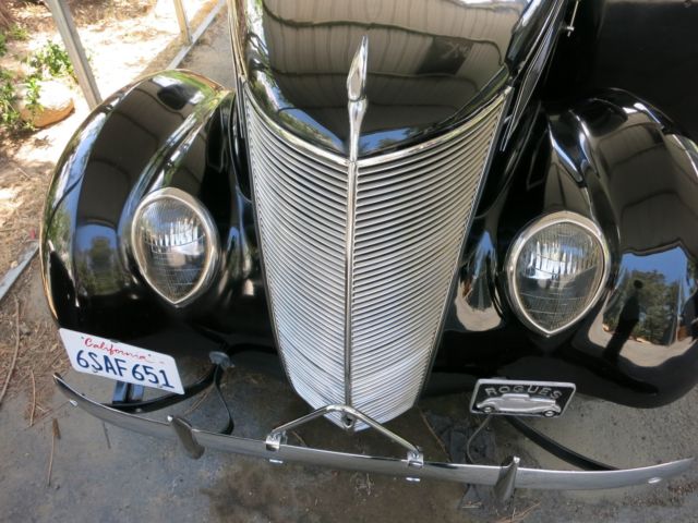 1937 Ford Other Deluxe - photo 2