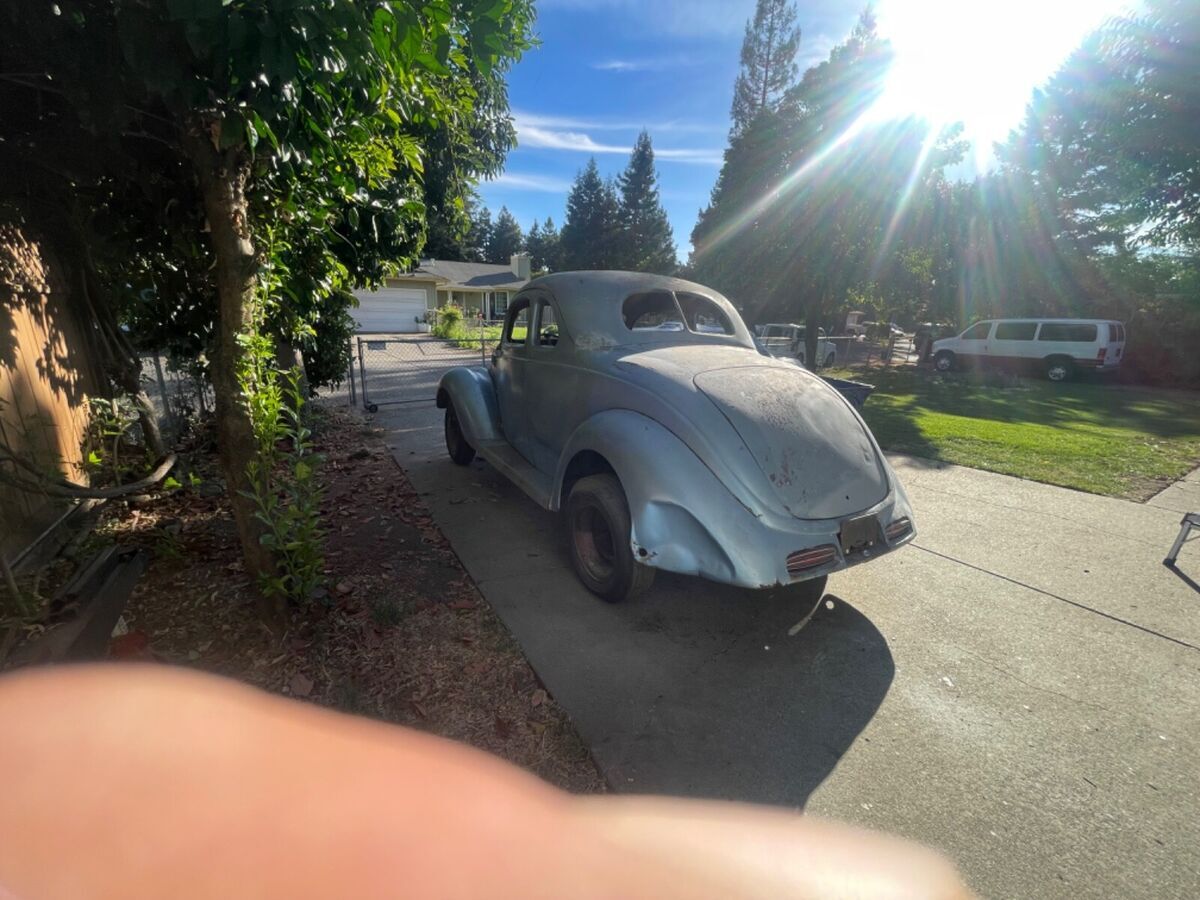 1937 Ford 5 window business coupe - photo 13
