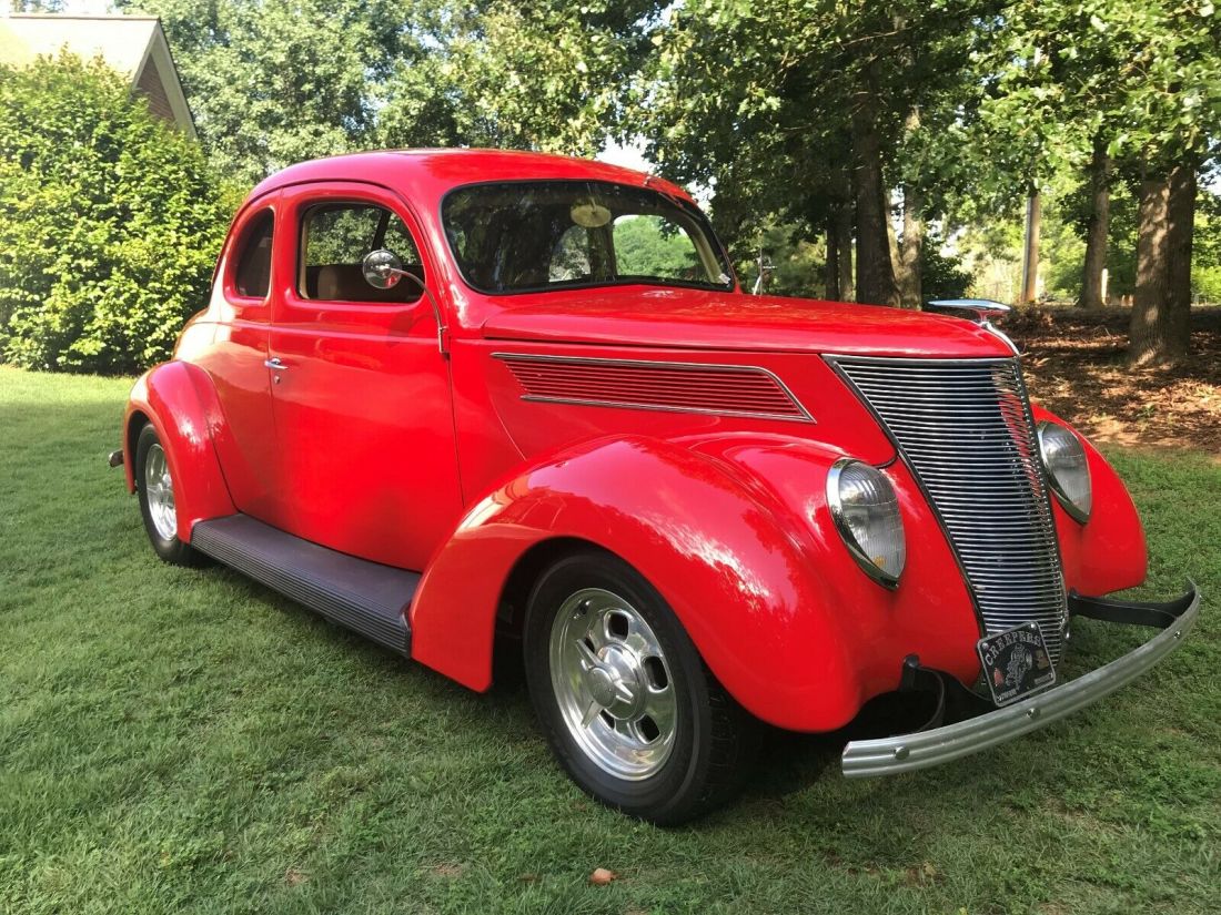 1937 Ford Business Buisness Coupe - photo 3