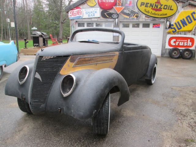 1937 Ford roadster - photo 4
