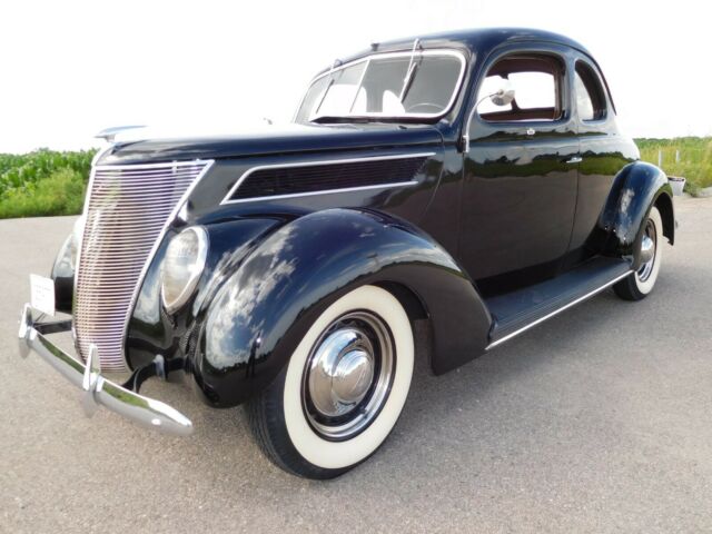 1937 FORD FIVE WINDOW COUPE DELUXE MODEL 78 1937 Ford Model 78 Deluxe Deluxe