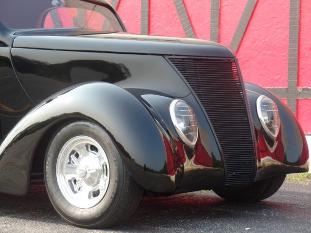 1937 Ford Hot Rod / Street Rod 3 WINDOW-SHOW QUALITY-PRO TOUR-FUEL INJECTED-SEE V - photo 5