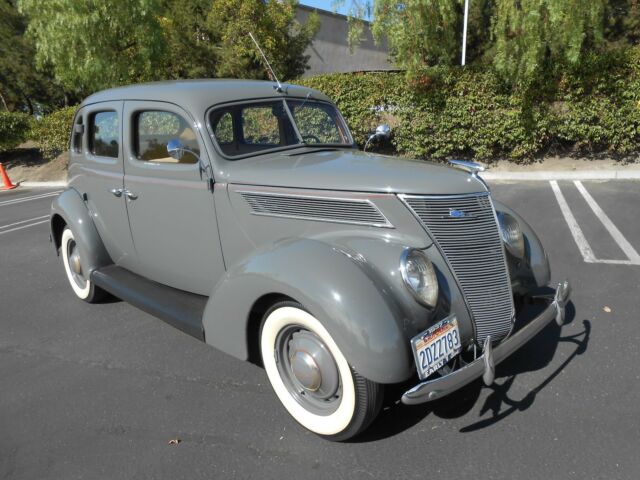 1937 Ford 78 Fordor Humpback Sedan "Suicide Door" All Steel - photo 2