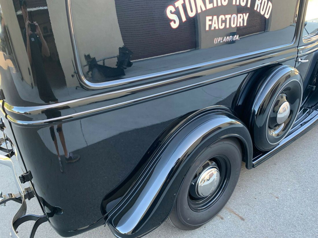 1937 Ford Panel Delivery Deluxe - photo 11