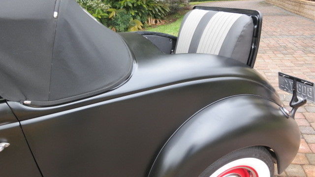 1937 Ford Roadster - photo 6