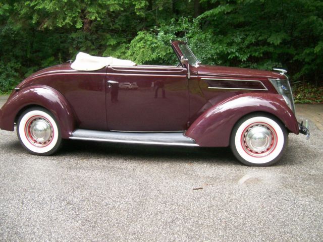 1937 Ford CABRIOLET RUMBLE SEAT CABRIOLET - photo 3