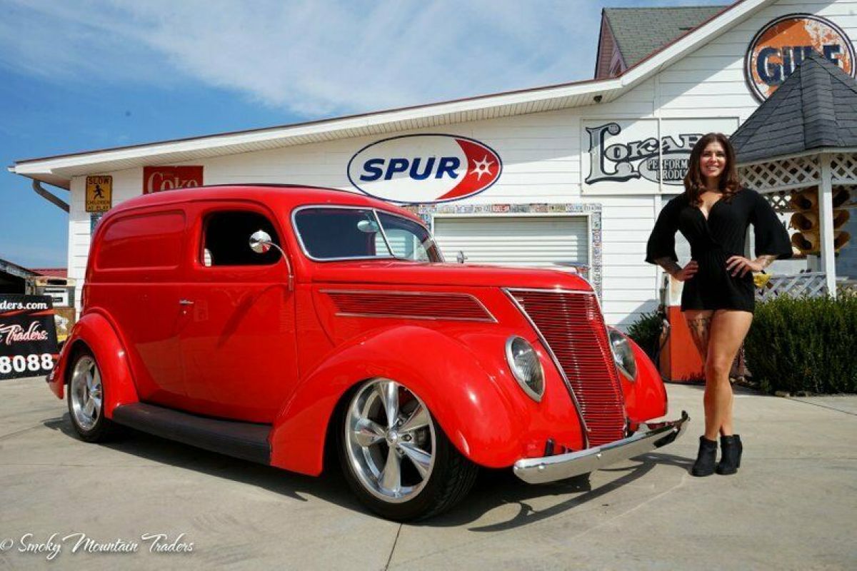 1937 Ford Sedan Delivery ALL STEEL 350 V8 Auto Air Condition Four Wheel Disc 1937 Ford Sedan Delivery