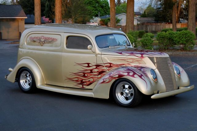 1937 Ford Sedan Delivery - photo 12