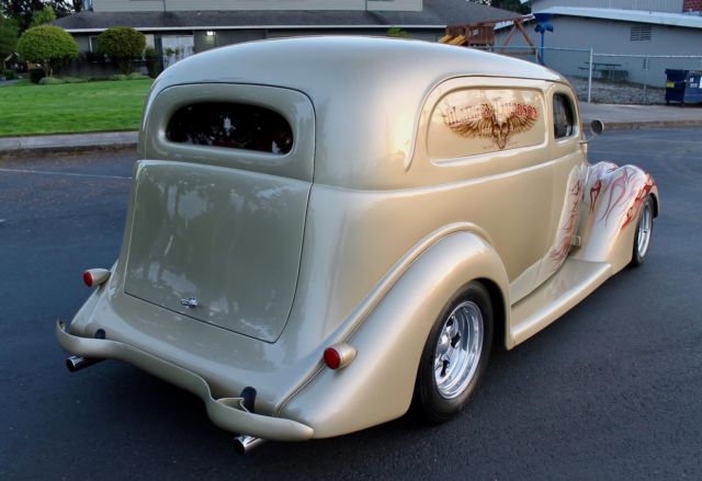 1937 Ford Sedan Delivery - photo 2