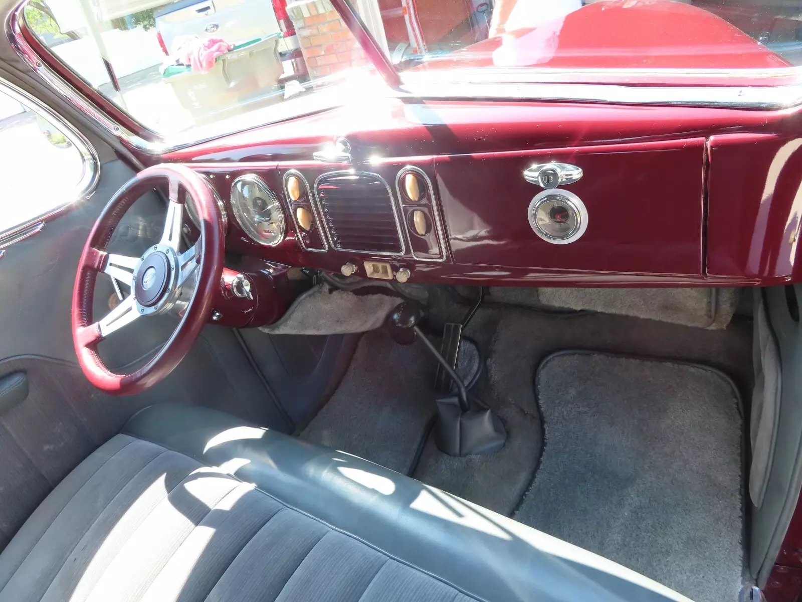 1937 Ford Sedan Delivery - photo 2