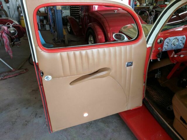 1937 Ford Slant back sedan - photo 4