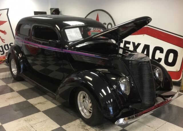 1937 Ford Split widow sedan STREETROD - photo 2