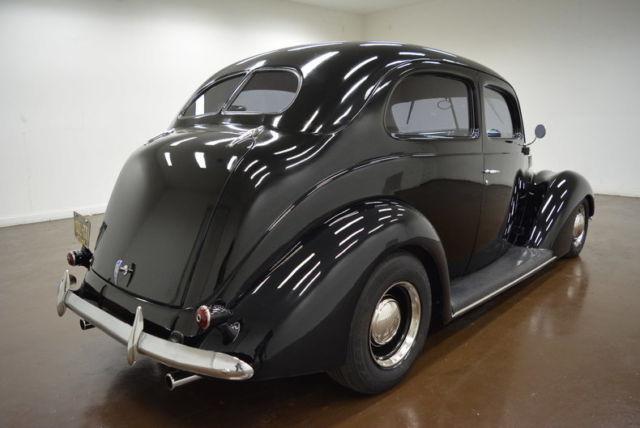 1937 Ford Tudor -- - photo 7