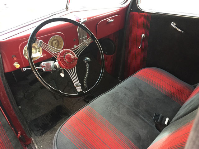 1937 Ford Tudor Sedan - photo 4