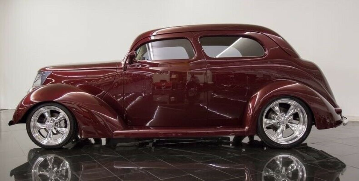 1937 Ford Tudor Humpback - photo 6