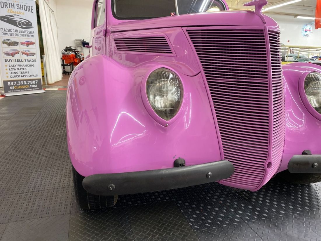 1937 Ford Tudor Sedan - OLD SCHOOL STREET ROD - FLATHEAD V8 - MANUAL TRA - photo 10