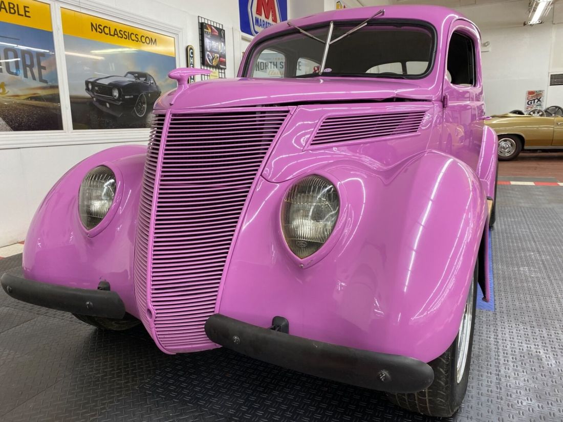 1937 Ford Tudor Sedan - OLD SCHOOL STREET ROD - FLATHEAD V8 - MANUAL TRA - photo 11