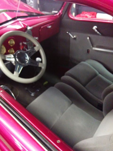 1937 Ford Tudor - photo 9