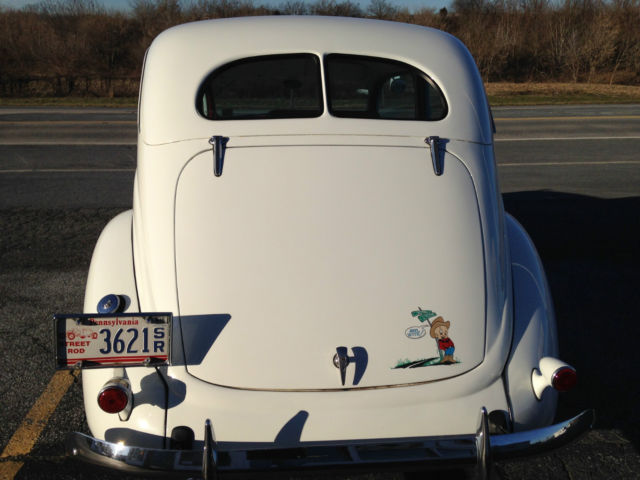 1937 Ford Tudor Street Rod - photo 4