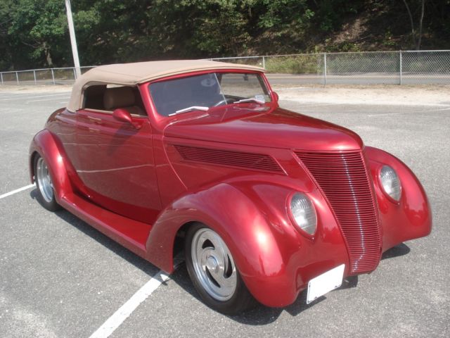 1937 Ford Working Convertible Street Rod LT1 FI Engine 700R4 Trans Corvette Rear 1937 Ford Convertible