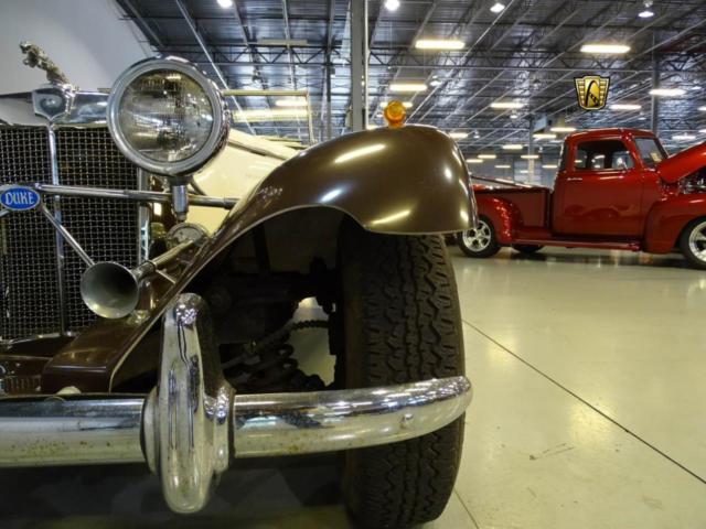 1937 Jaguar SS100 Replica - photo 8