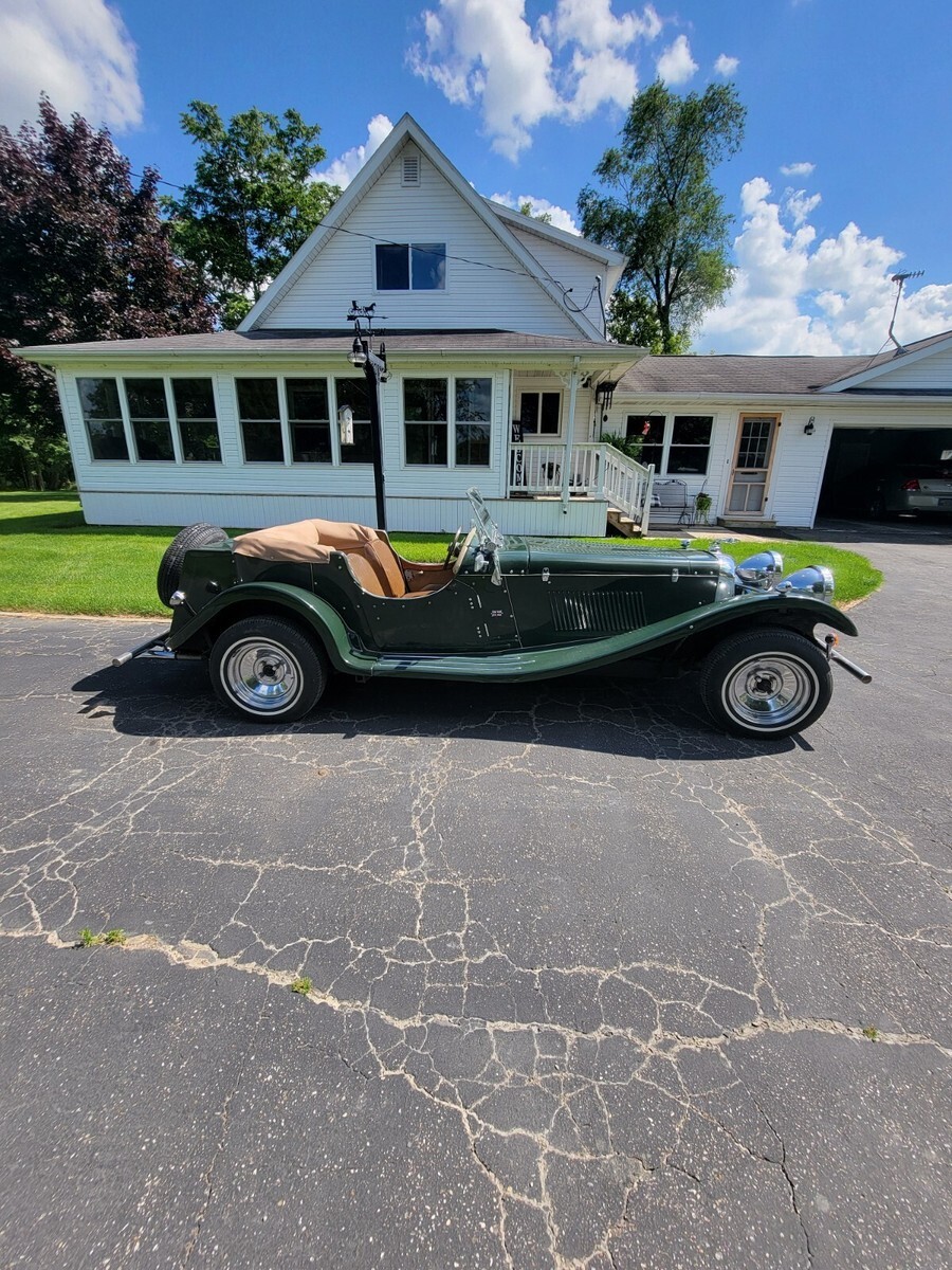 1937 Jaguar SS100 replica - photo 4