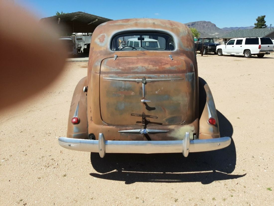 1937 Nash Ambassador - photo 2