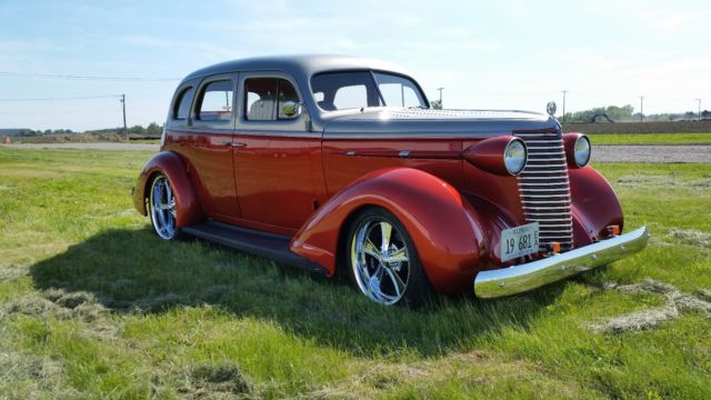 1937 Nash Lafayette 4 door - photo 2