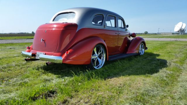 1937 Nash Lafayette 4 door - photo 3