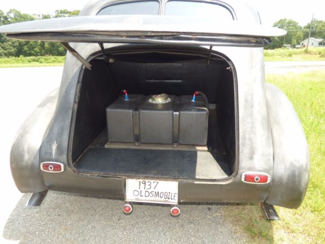 1937 Oldsmobile F-39 - photo 11