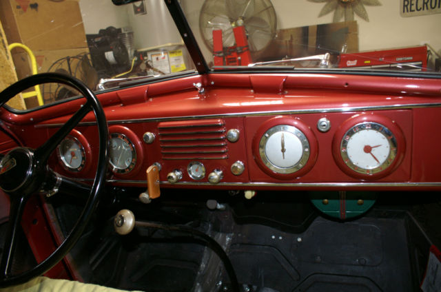 1937 Oldsmobile F37 2dr sedan - photo 3